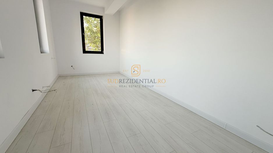 Casă spațioasă de vânzare – Sector 4, Metrou Aparatorii Patriei - Poză 5