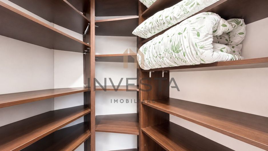 Apartament 3 camere decomandat de inchiriat in vila, zona Centrala! - Poză 12