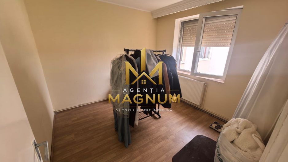 Apartament 3 camere de vânzare | Cuza Vodă | Zonă liniștită - Poză 4