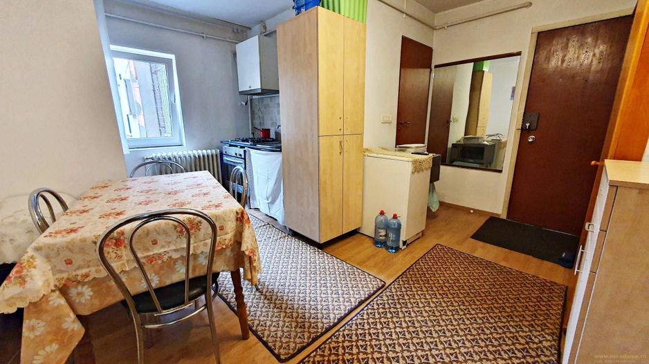 Zizinului apartament pretabil birouri sau locuit comision 0 - Poză 6
