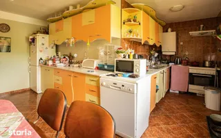 Casă/Vila de vânzare/ zona Sacele - Poză 19