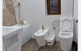 Vila cu farmec istoric, complet renovata, Palatul Parlamentului, Parcul Carol - Poză 9