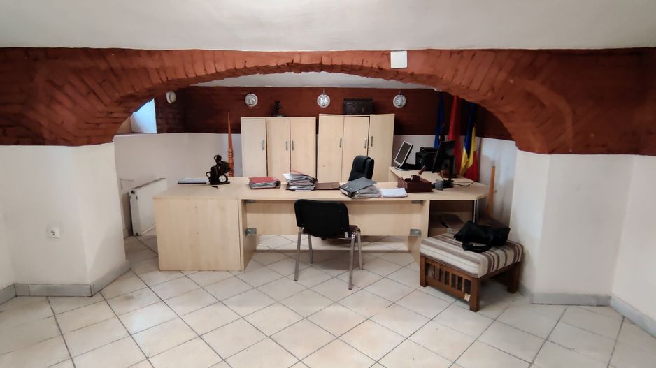 SPATIU COMERCIAL SAD  50 MP PE MALUL BEGAI - Poză 3