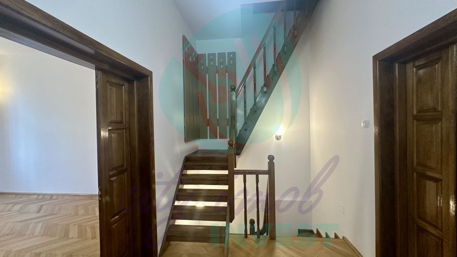 Casa eleganta si curte proprie de 71 mp in zona Plantelor - Poză 3
