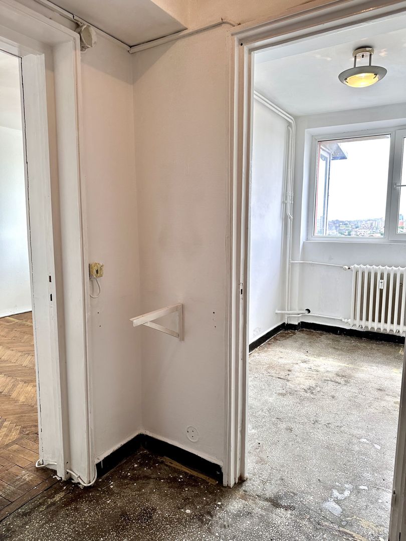 Apartament 2 camere Mihai Bravu 42-62, vedere spate, bloc izolat - Poză 8