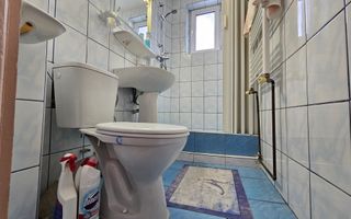 Apartament 2 camere de vanzare, Piața Victoriei centrala proprie - Poză 9
