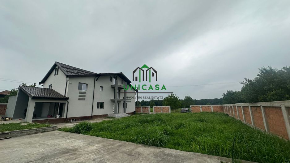 Casă de vânzare în Comuna Băbeni - Poză 2