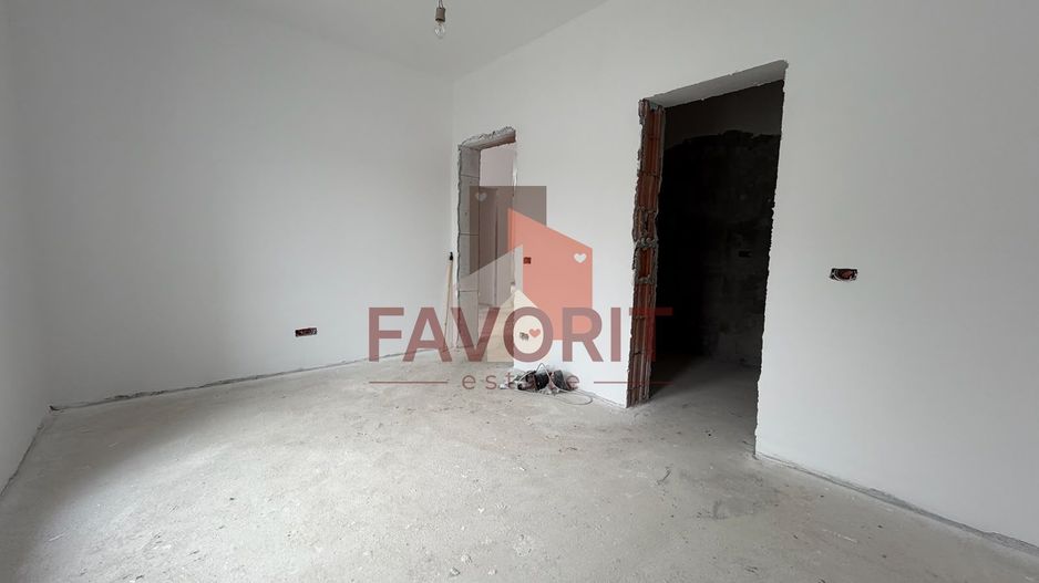 Duplex in Utvin | 3 camere | Toate utilitatile | Curte | Asfalt | - Poză 5