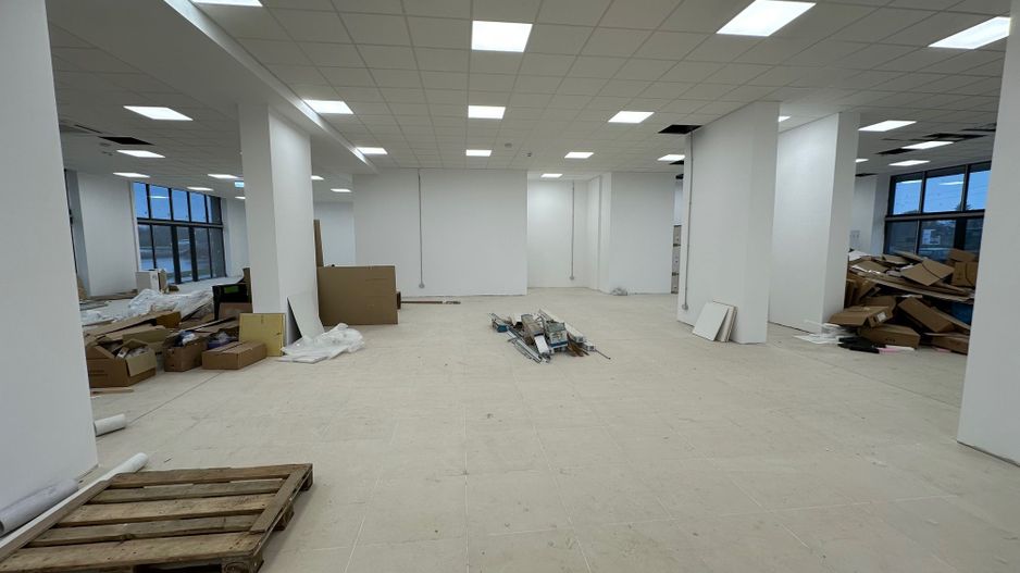 Spatiu comercial 425  mp / 12 locuri de PARCARE - Poză 10