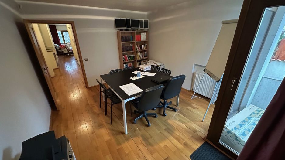 Casă / Vilă cu 6 camere în zona  Calea Aradului - Poză 21