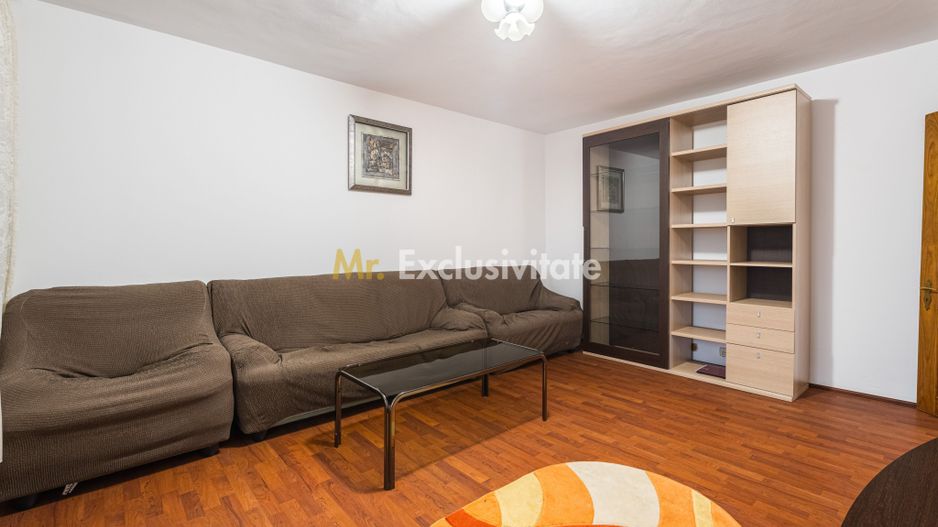 4 camere cu boiler, 13 Septembrie - Poză 1