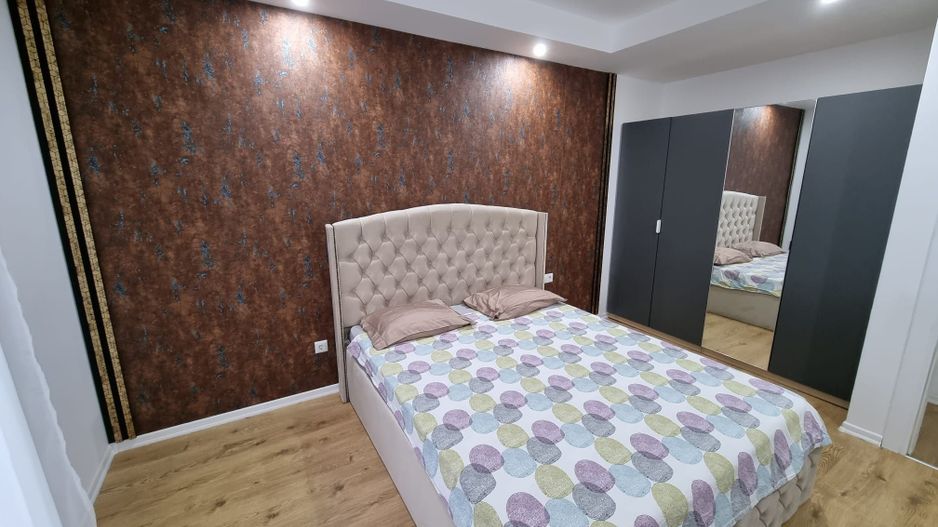 2 CAMERE +PARCARE IN COSMOPOLIS - Poză 1