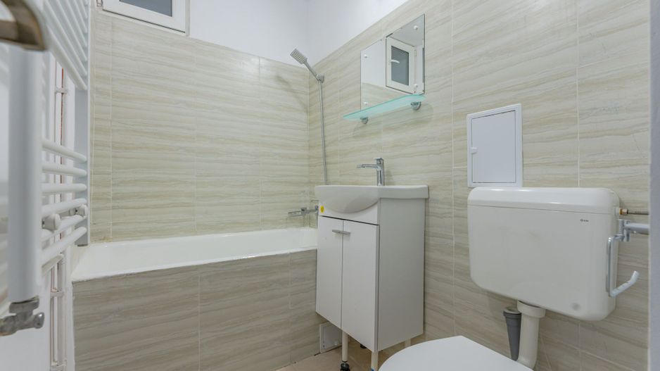 Apartament decomandat, 2 camere, 46 mp – Centru Civic, Brașov - Poză 5
