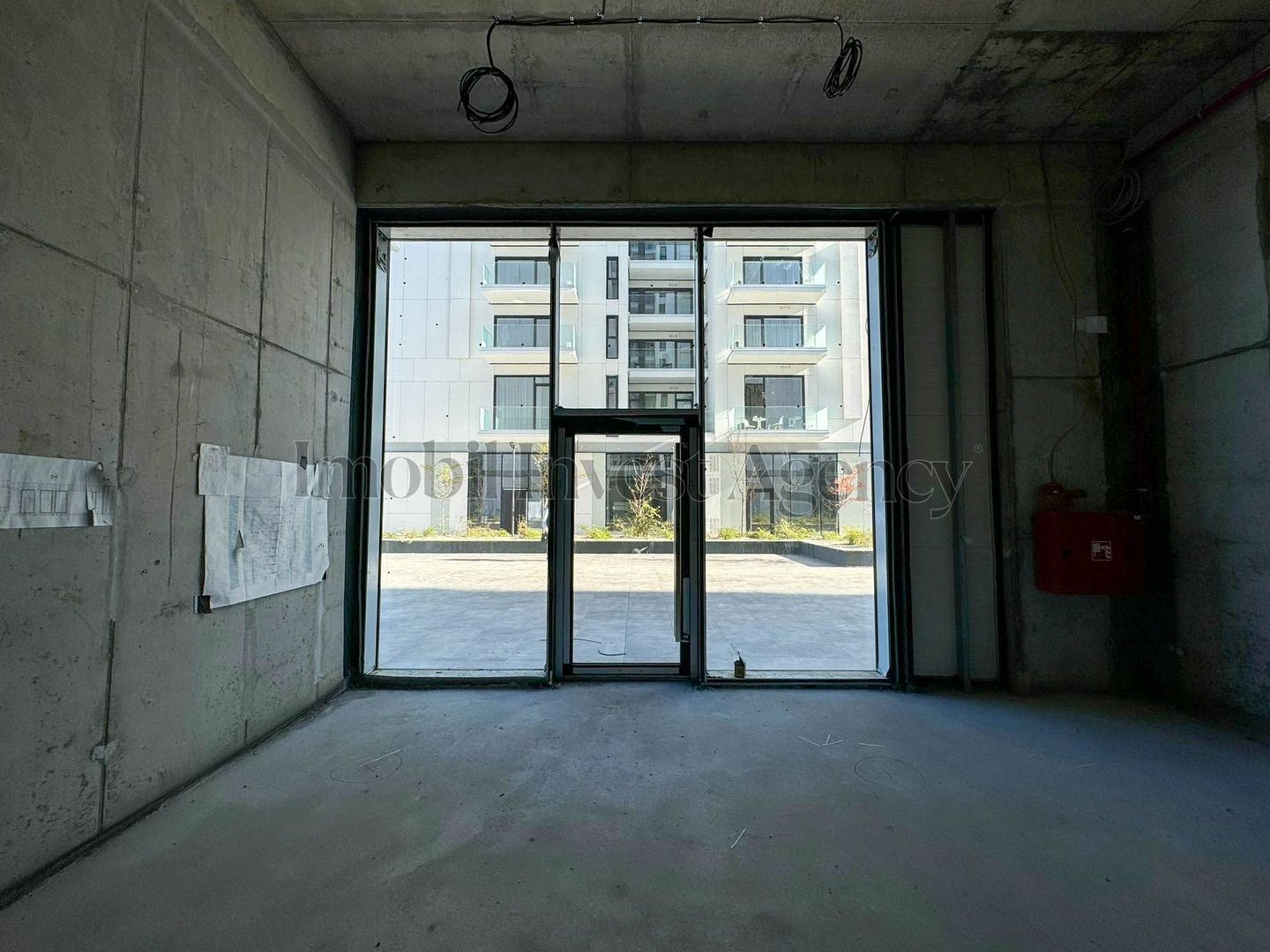 Spatii Comerciale de Vanzare in One Cotroceni Park la Parter - Poză 8