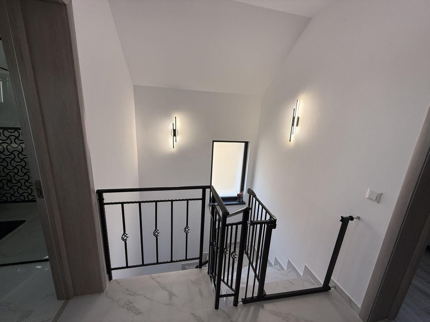 Vilă nouă 155 mp cu terasă acoperită și curte 448 mp Bănești Prahova - Poză 24