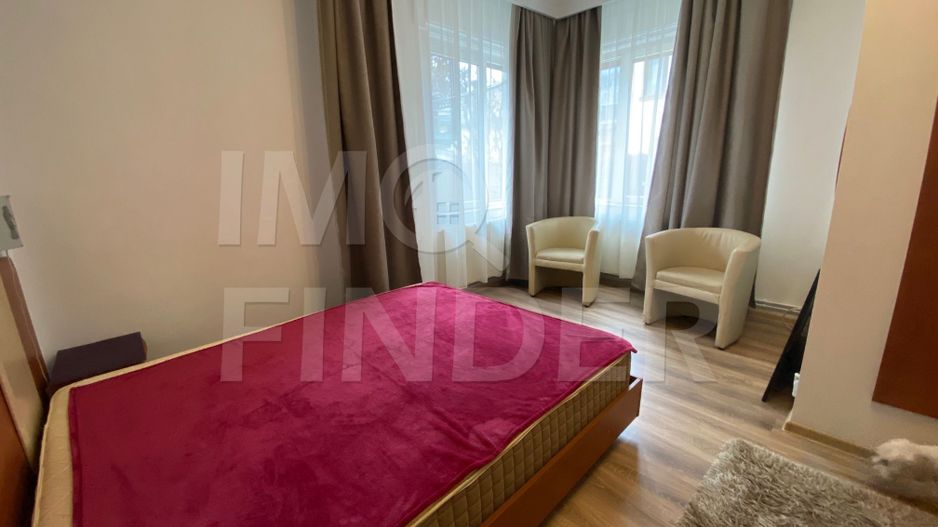 Inchiriere casa 4 camere, zona Centru/Andrei Muresanu - Poză 11