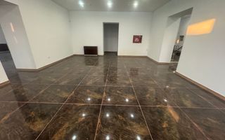 Spațiu de închiriat ultracentral – ideal pentru afacerea ta! - Poză 4