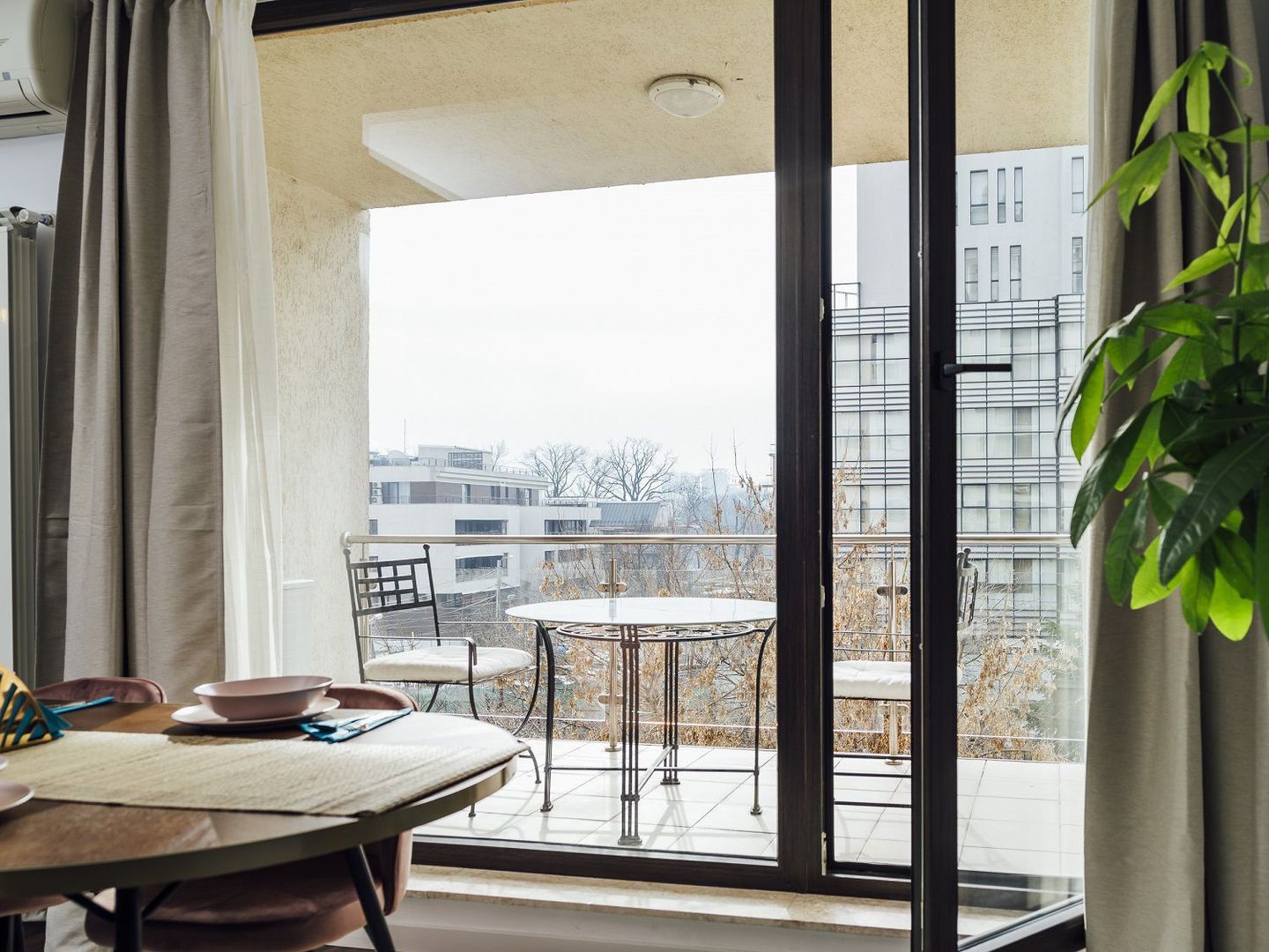 Apartament cu 3 camere, loc parcare, Herastrau - NORTH AREA LAKE VIEW - Poză 8