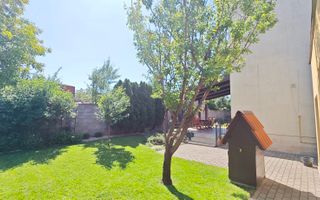 Casa spatioasa. Pretabil si pt. clinica, invatamant, camin varstnici. - Poză 48