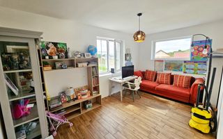 Casa noua, 6 camere, 2763 mp teren, comuna Vintu de Jos - Poză 14