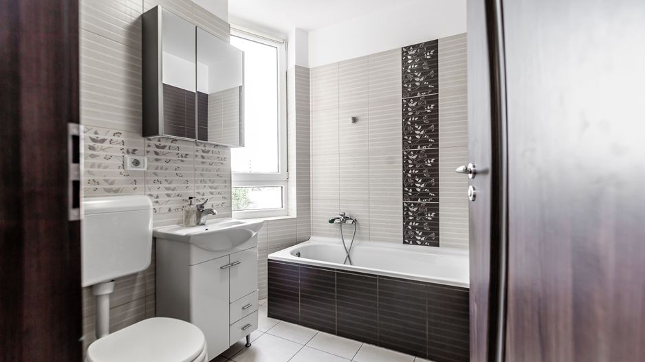 VÂNDUT! Apartament 3 camere și parcare. - Poză 7