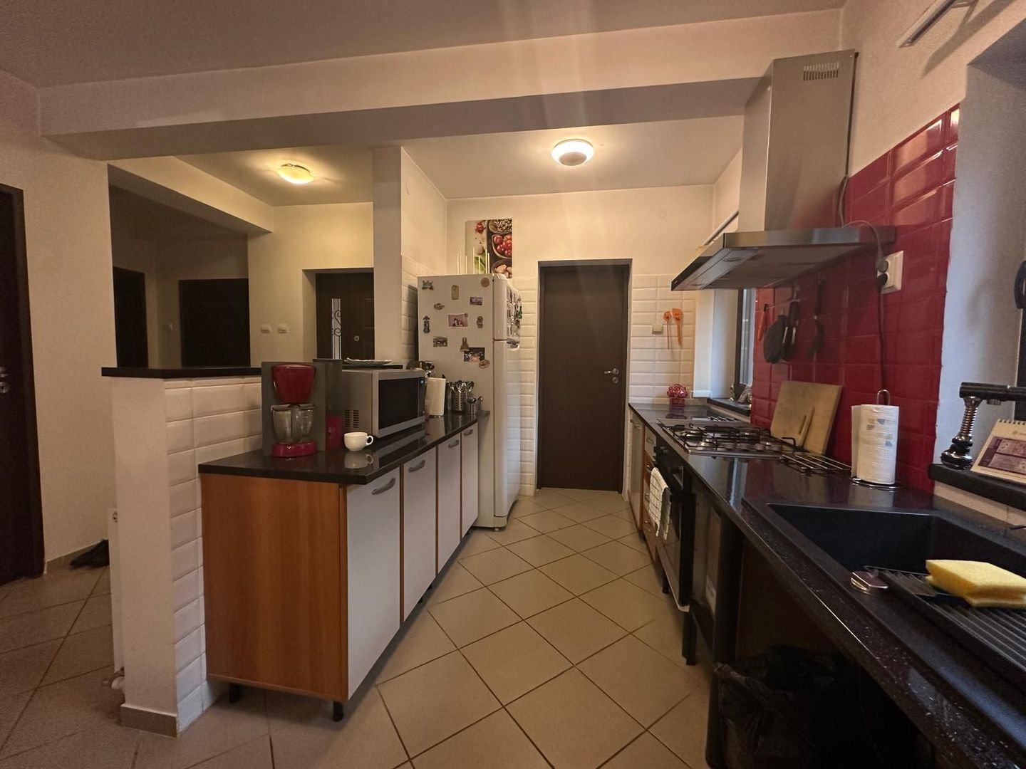 Casă individuală P+1E, construită în 2013–zonă liniștită, exclusiv de case - Poză 10