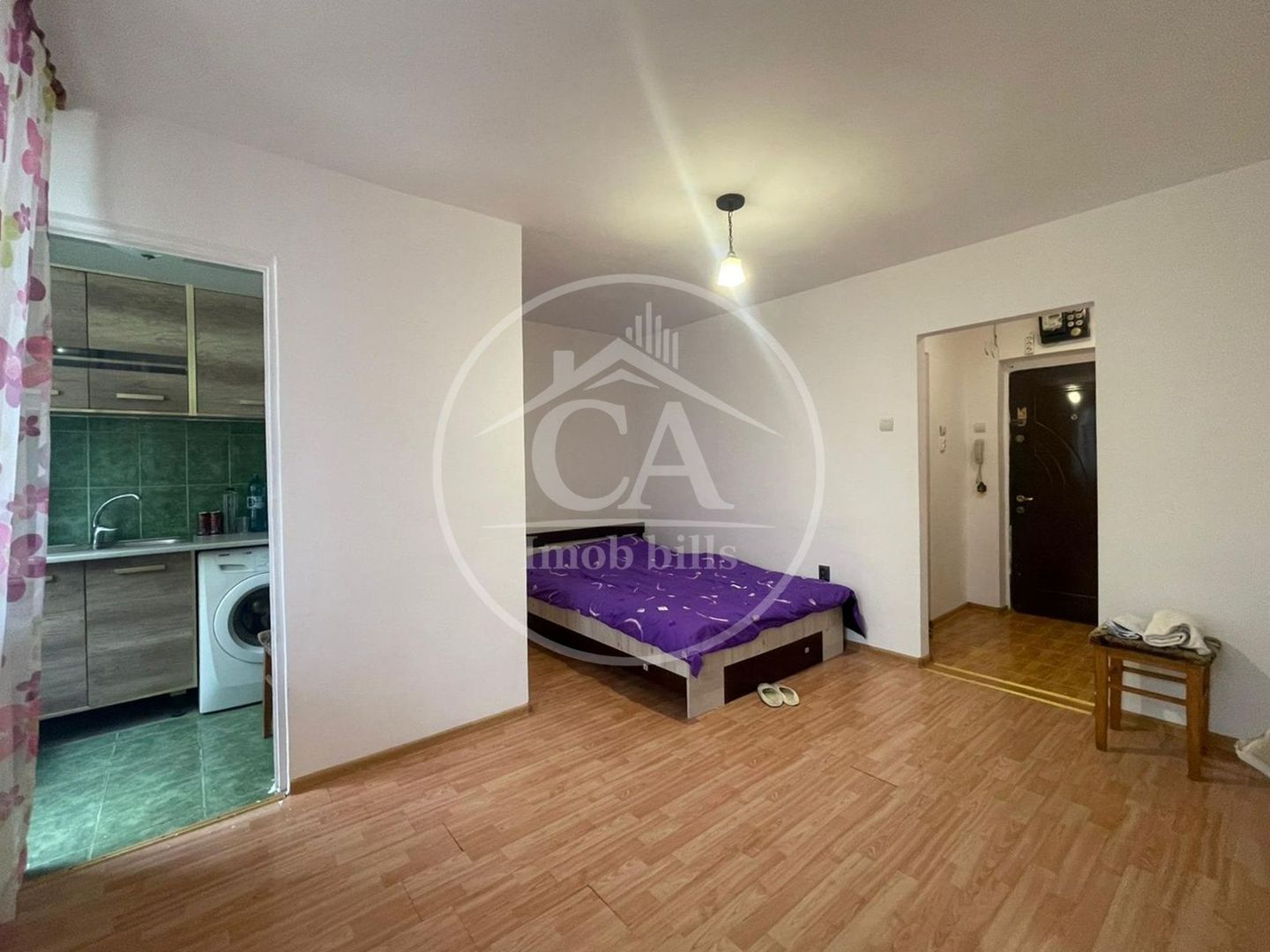 Garsoniera de vanzare in zona Rogerius, Oradea - Poză 1