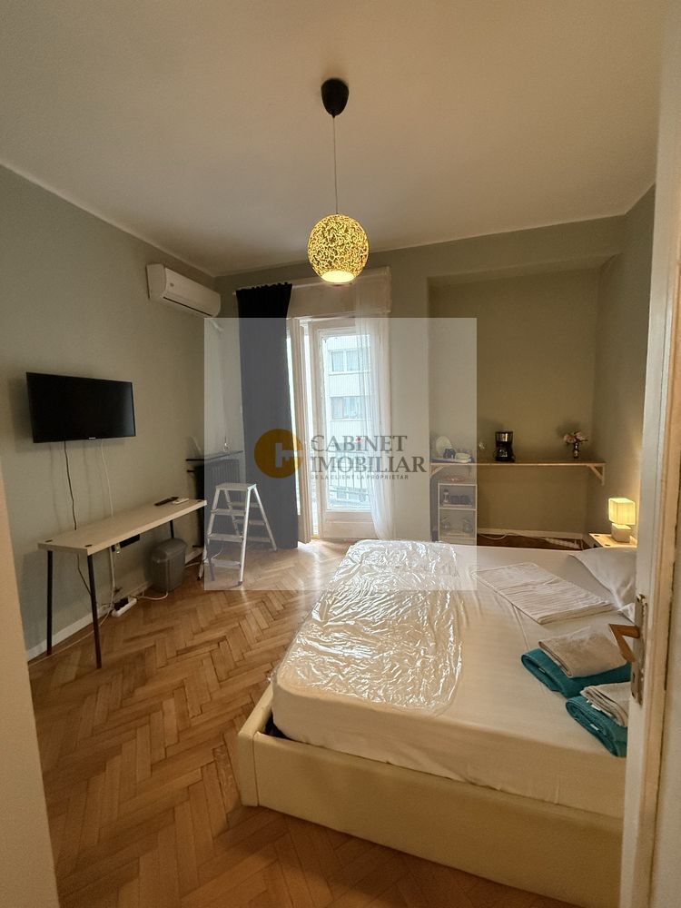 Garsoniera cu balcon, vedere spre Cismigiu | Etaj Intermediar - Poză 2