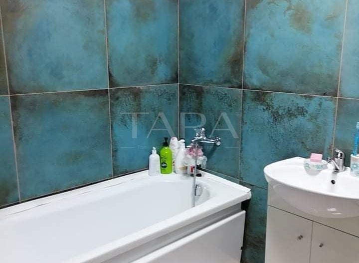 Apartament cu două camere decomandate în zona Eroilor, Florești. - Poză 6