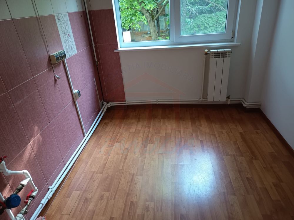 APARTAMENT CU 3 CAMERE DE VÂNZARE | MICRO 17 - Poză 8