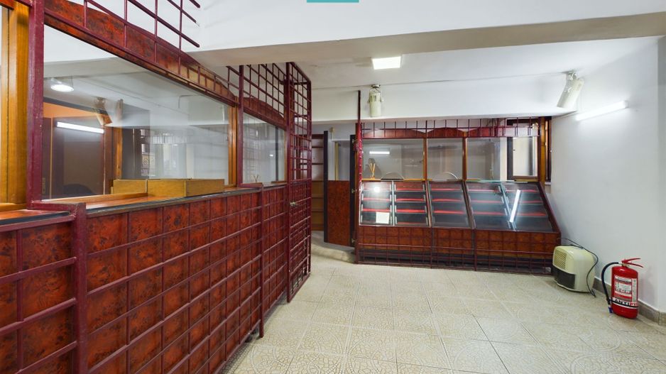 Spațiu Comercial Demisol Ultracentral - Poză 1