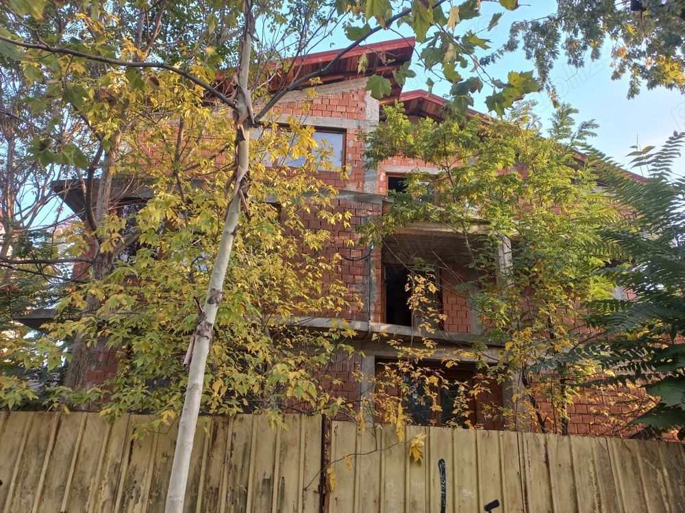 Casa Stradal Sos. Andronache   750m Construiti   D+P+E+M - Poză 1