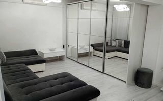 vând apartament 3 camere ultracentral, Satu Mare, - Poză 3