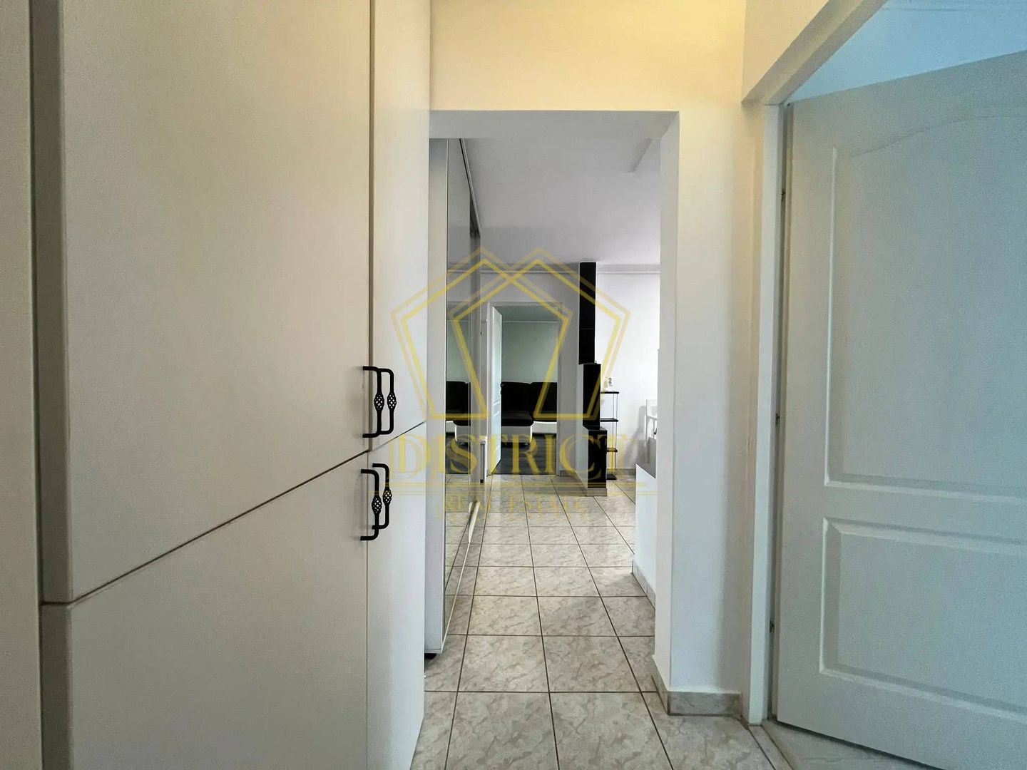 Apartament spatios cu 2 camere | Freidorf - Poză 7