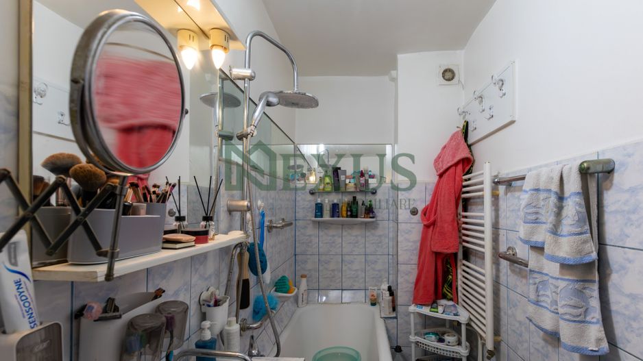 Apartament 2 camere decomandat, Str. Carpați, Bacău - Poză 13