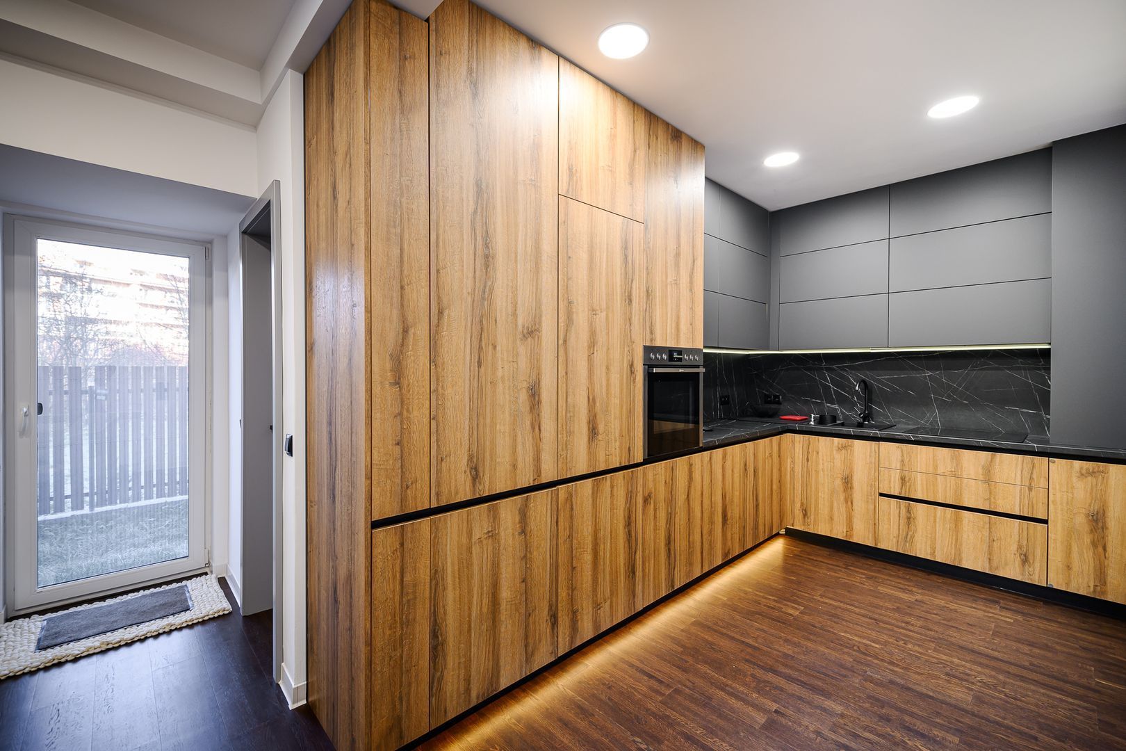 Duplex Cu Gradina si 2 Parcari in  Buna ZIua - Poză 2