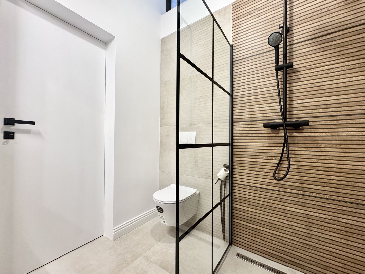 Apartament 2 camere, primitor si cochet, prima închiriere, Piața Maria - Poză 17