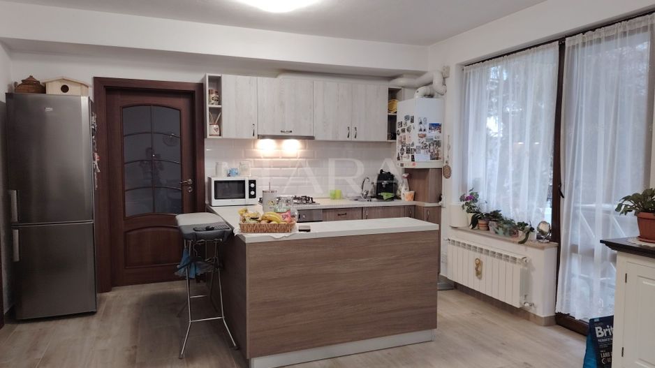 Apartament 3 camere – Borhanci - Poză 1