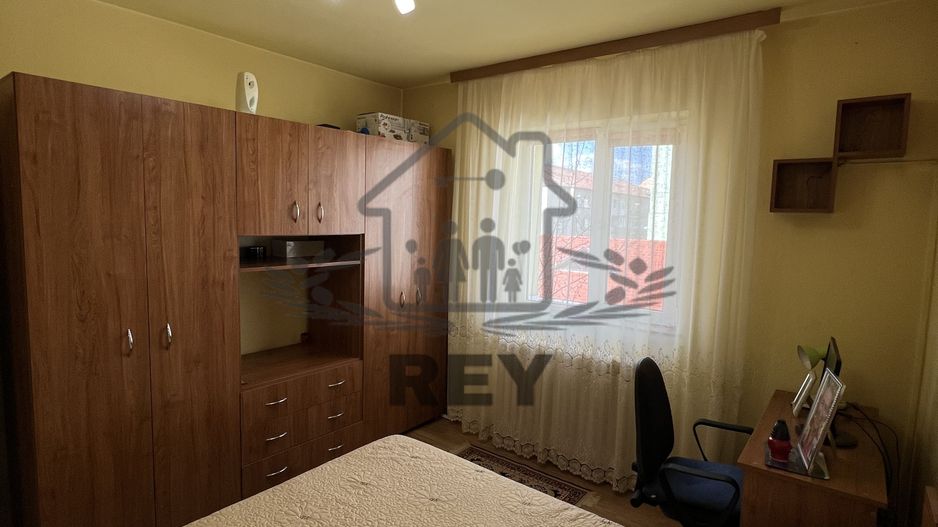 Apartament 3 camere decomandat / Str. V. Aaron - Poză 11