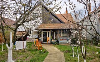 Casa 4 camere, toate utilitatile, 1650 mp teren, Lancram - Poză 5