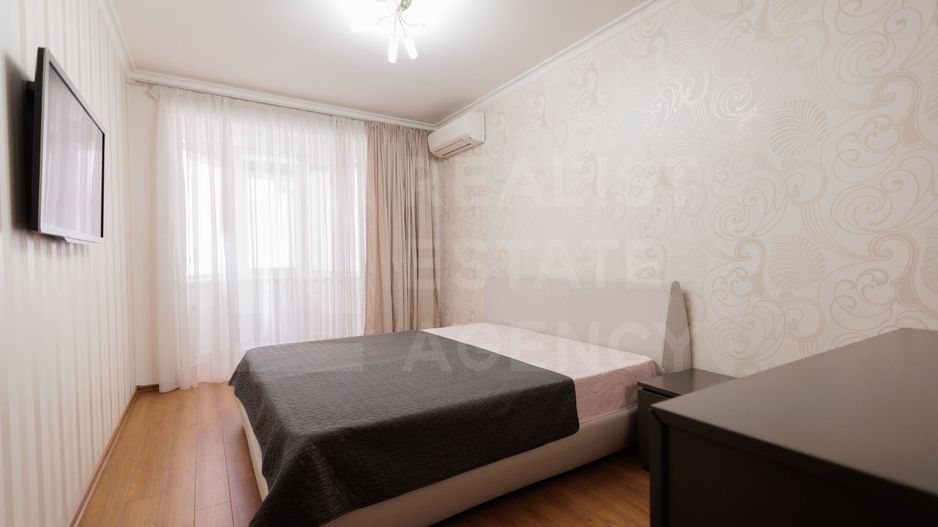 Chirie, apartament cu 4 camere, str. Petru Movilă, sectorul Centru - Poză 3