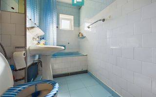 Apartament 4 camere Zona 300 - Poză 9