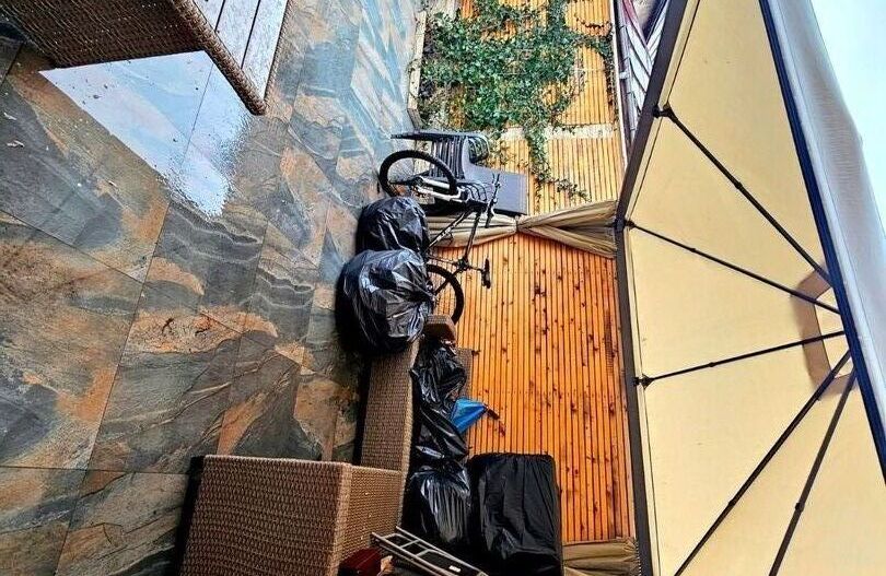 De vanzare  casa 2 camere, renovata -Piata Centrala, 89.000 euro - Poză 3