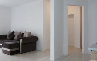 Timisoara - Giroc - Benzinaria ESSO, spatiu de depozitare generos. - Poză 9