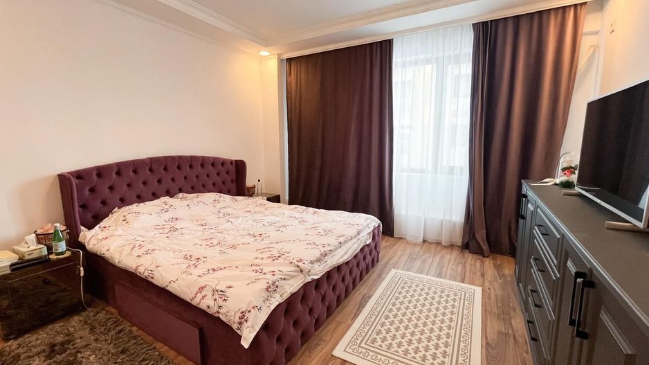 Colț de liniște cu piscină și parcare privată în inima zonei Iancu Nicolae - Poză 3