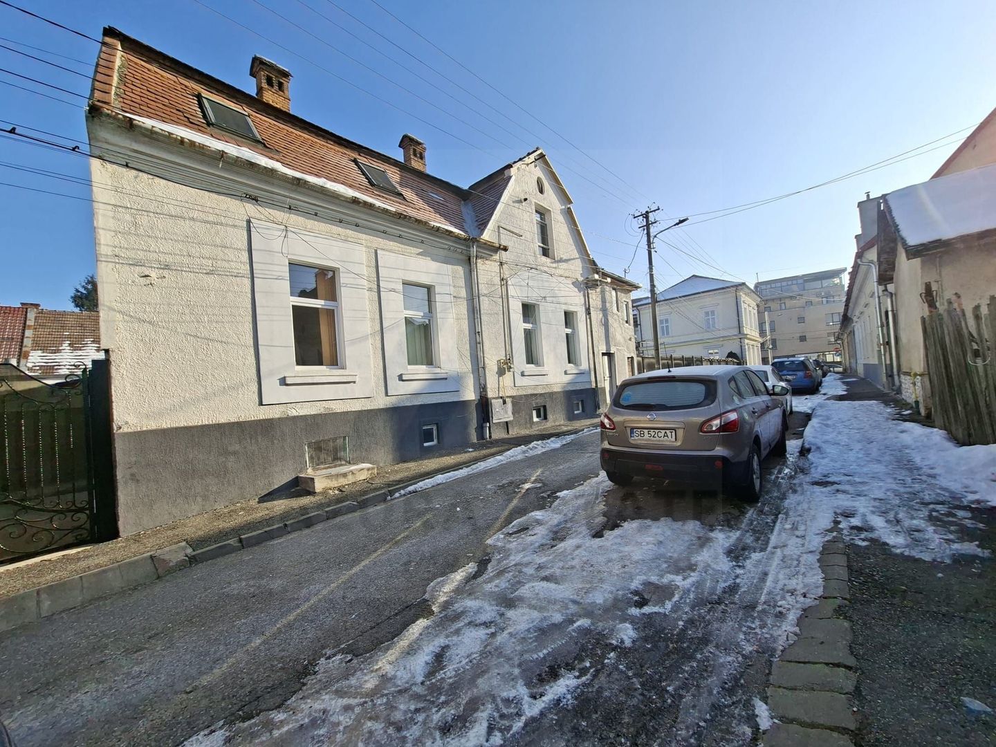 Apartament modern 3 camere curte individuala pe Bulevardul Victoriei - Poză 13