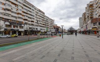 Apartament 3 camere de vânzare, Ultracentral, Bacău - Poză 26