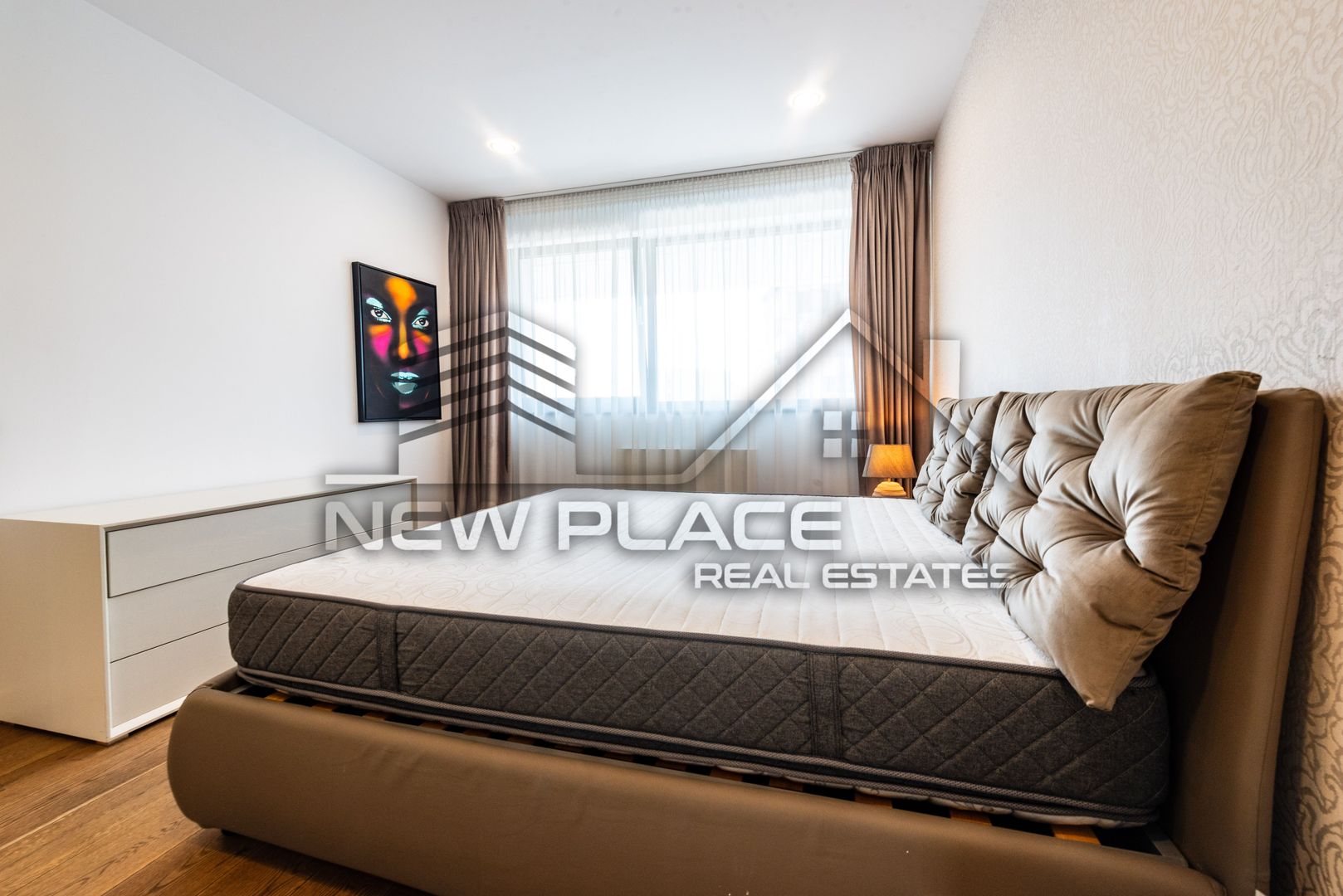 Cortina Residence | Exclusivitate | 950 Eur+TVA | Mobila Rovere | LUX - Poză 16