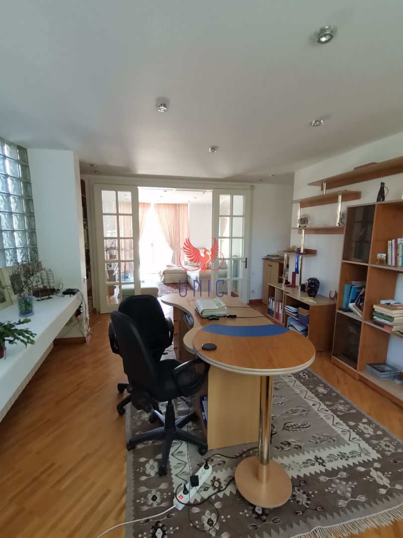 Vila Brazda lui Novac zona Paltinis - Poză 13