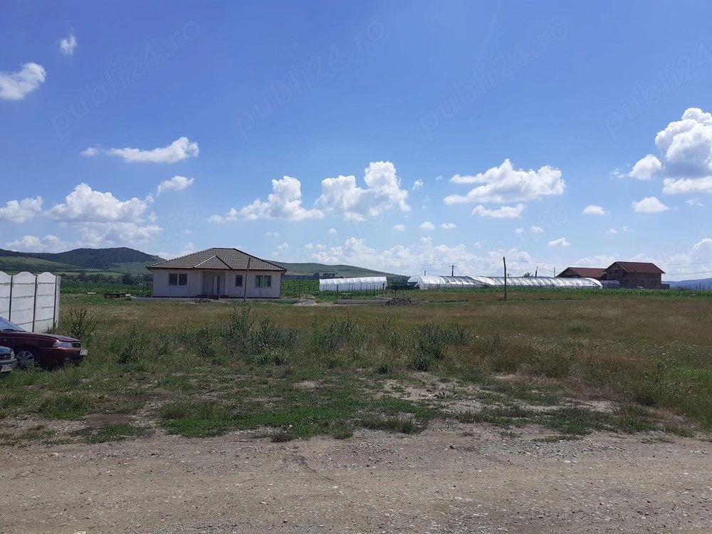 vând teren intravilan,Micesti,strada Dornei - Poză 1